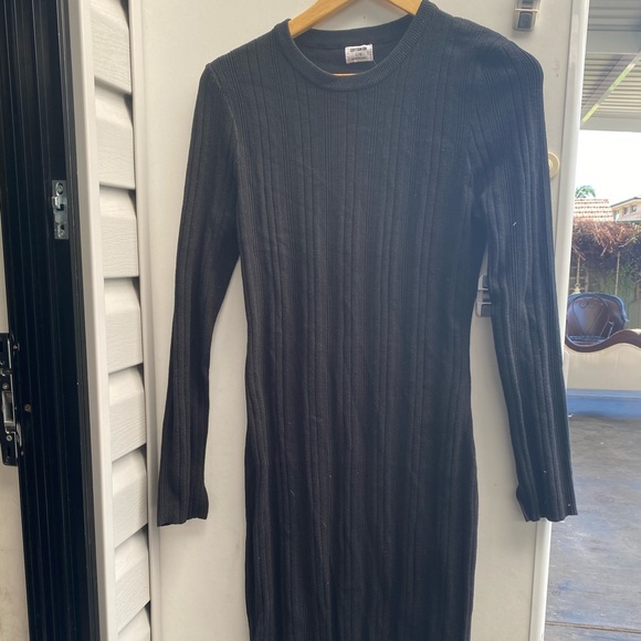 Ultimate Knit Midi Dress 